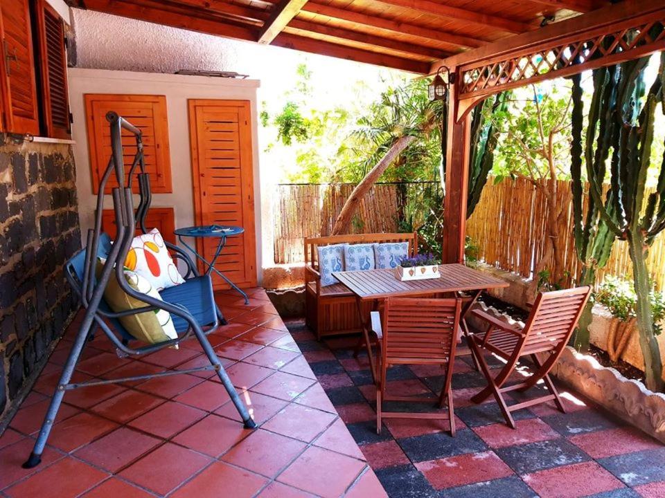 Ferienwohnung Le Pavoncelle Blu Cala Gonone Exterior foto