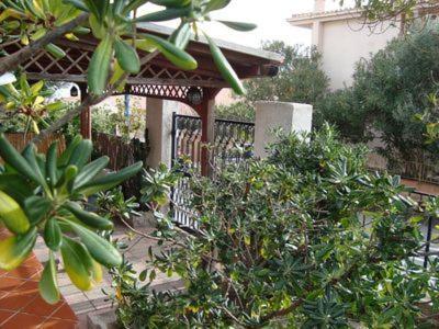 Ferienwohnung Le Pavoncelle Blu Cala Gonone Exterior foto